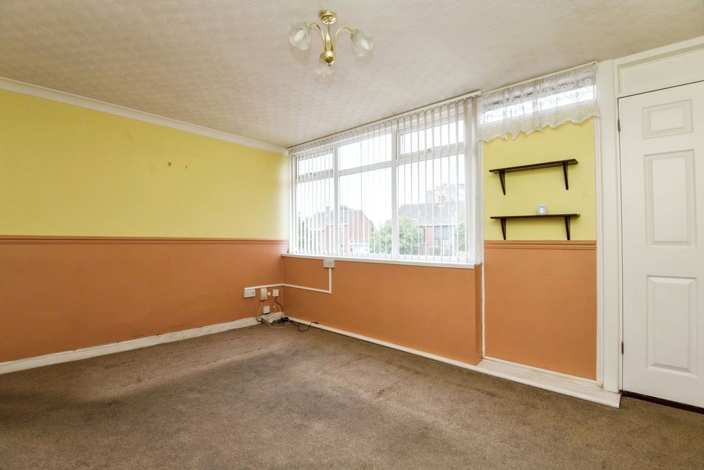 Property photo 3 of 26 Photo