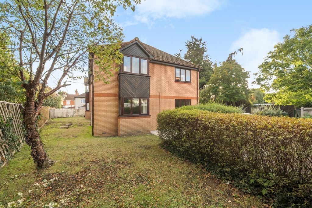 Property photo 1 of 10 Picture No. 16