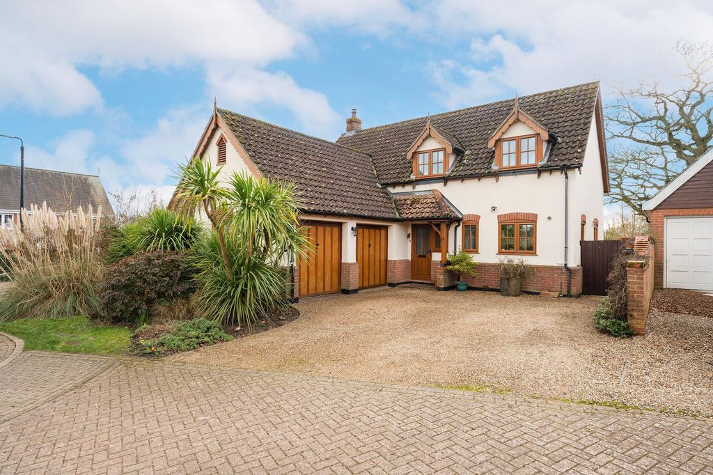 Property photo 1 of 27