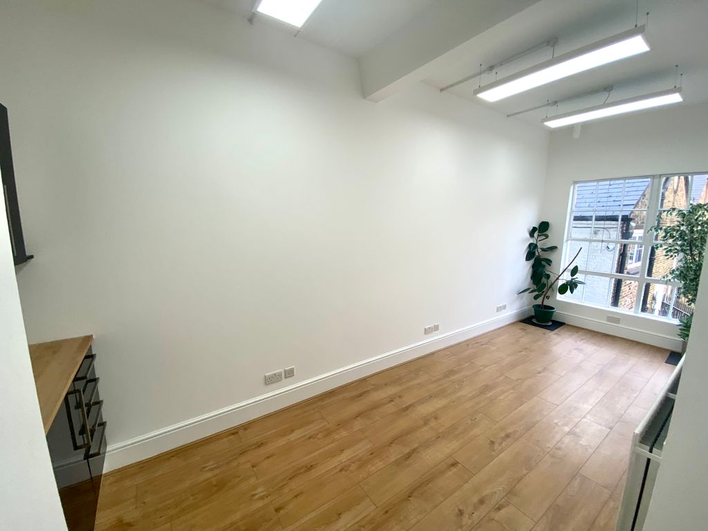 Property photo 3 of 4