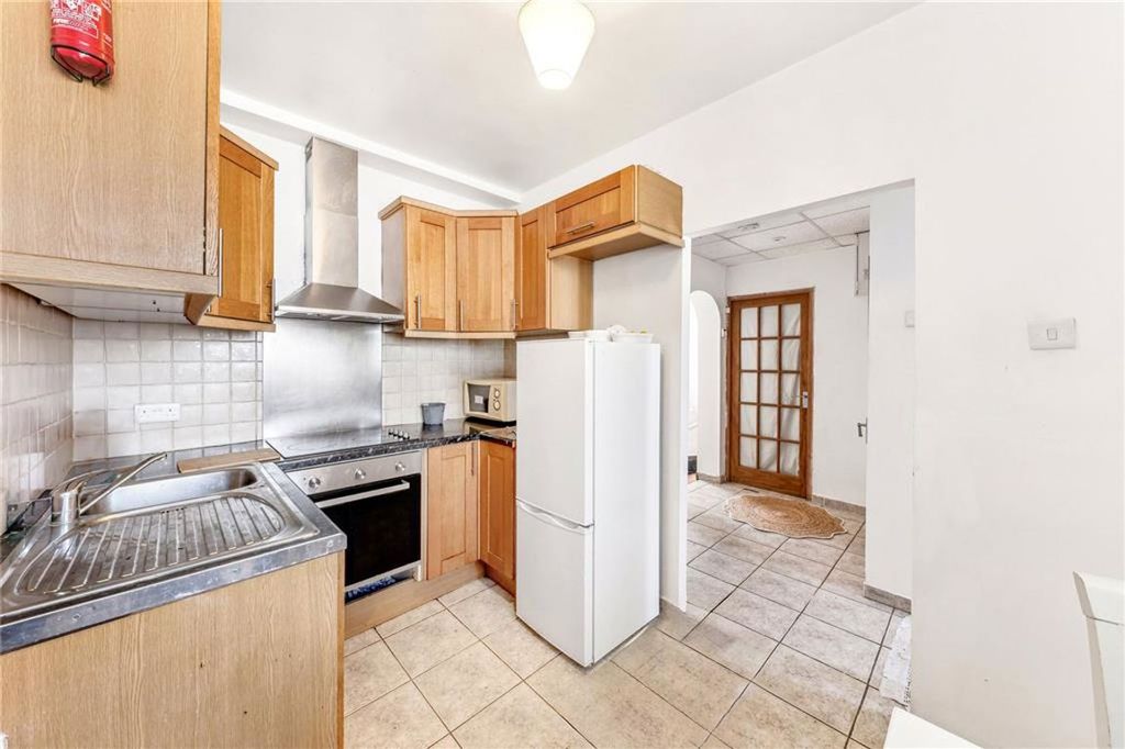 Property photo 3 of 4