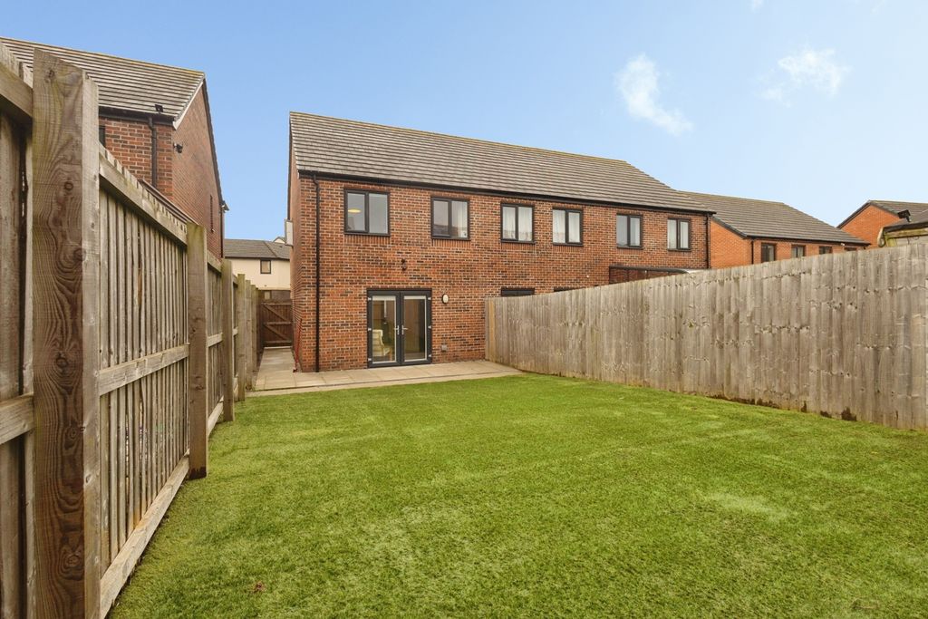 Property photo 1 of 22 Pbox-Img.Jpg