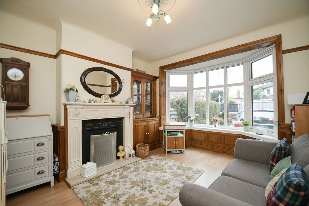 Property photo 2 of 15