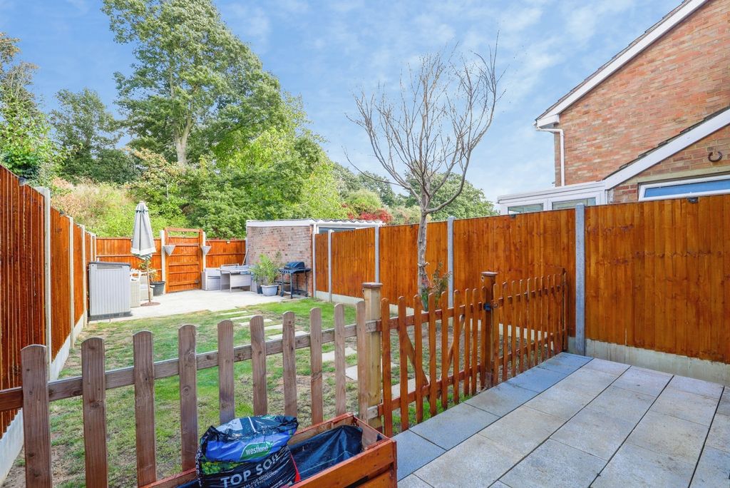 Property photo 2 of 25 Pbox-Img.Jpg