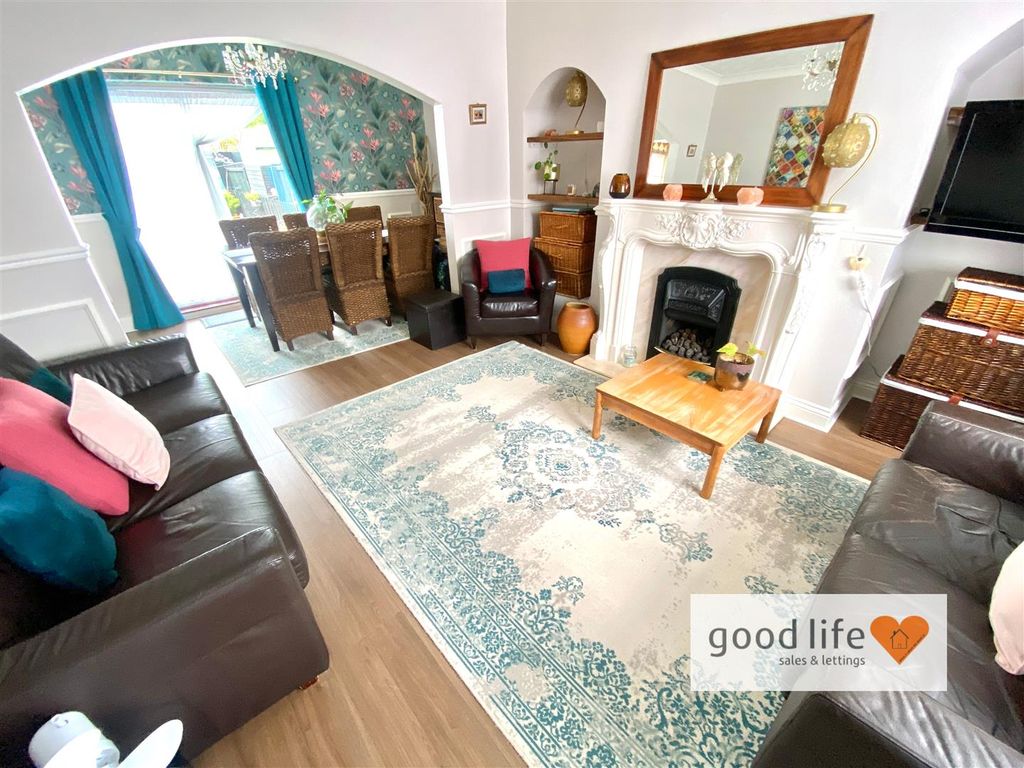 Property photo 2 of 14 20260806_134629821_Ios2 Purley Street.Jpg