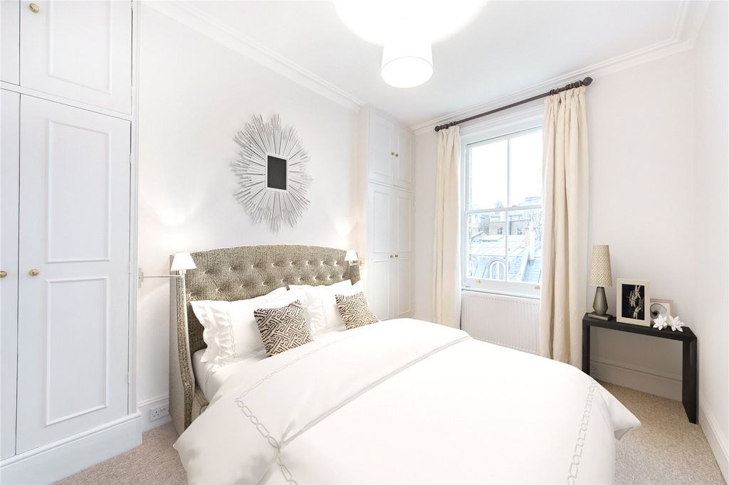 Property photo 3 of 13 Picture No. 17