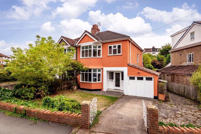 Property photo 1 of 13 External