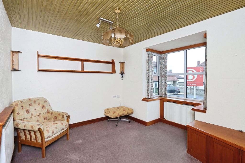 Property photo 3 of 20 Photo