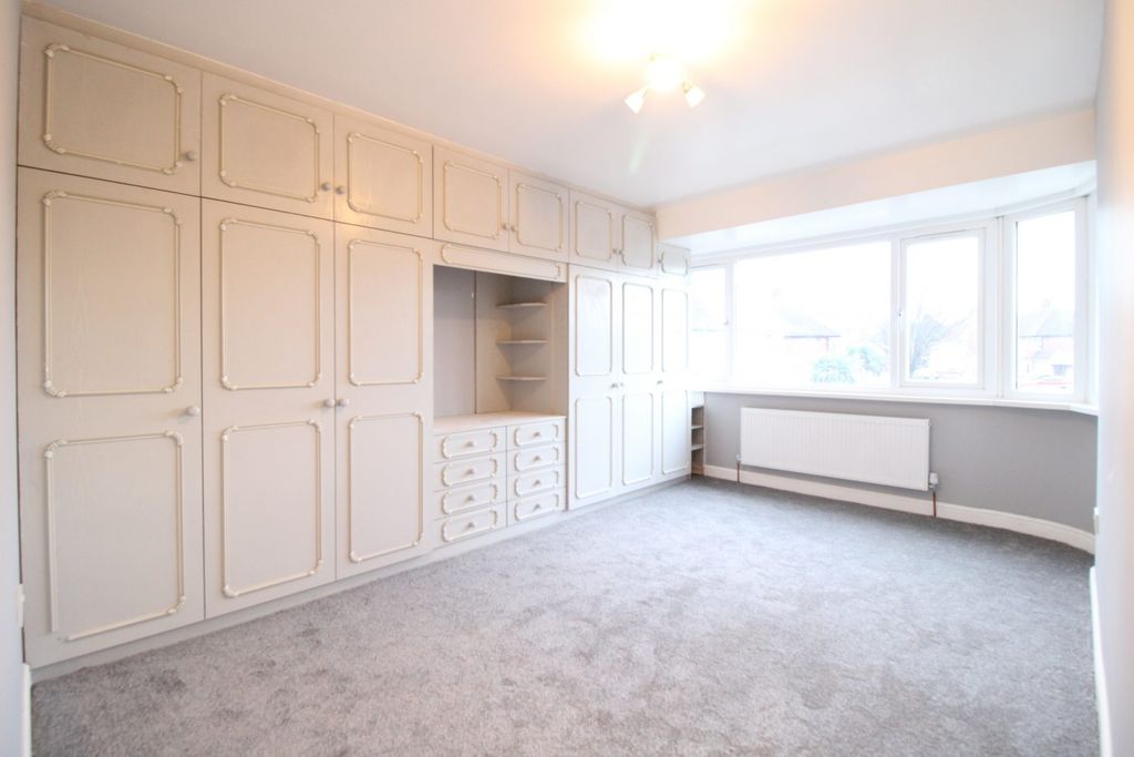 Property photo 3 of 5 Bedroom 1