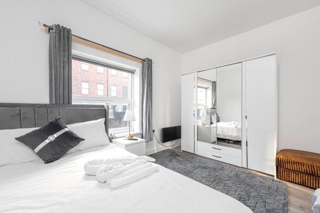 Property photo 2 of 6 Picture No. 09