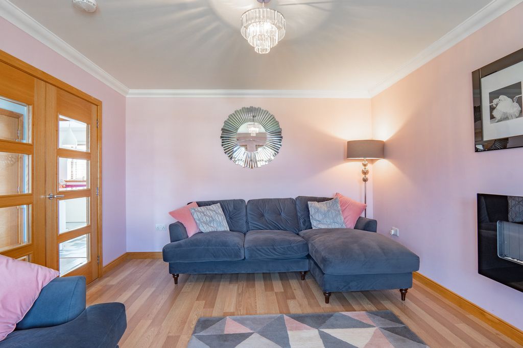 4 bed detached house for saleWork Way, Buckie AB56 photo 5