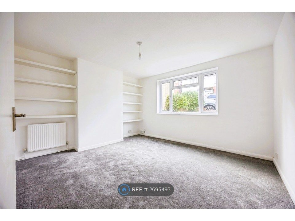 Property photo 2 of 8 Living Room