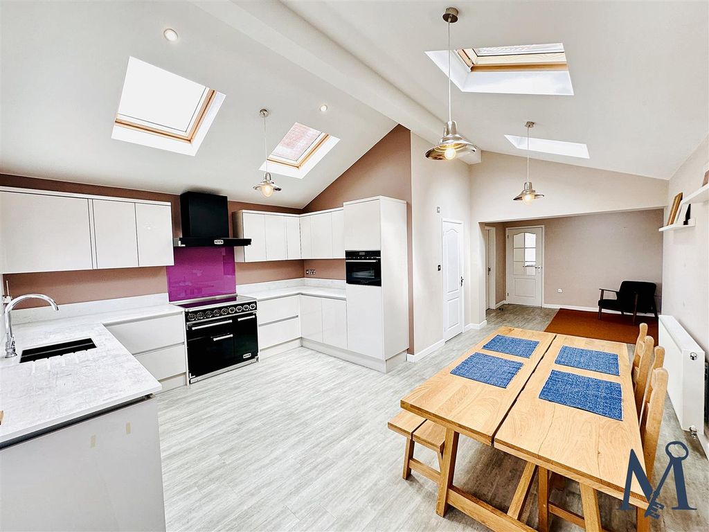 Property photo 2 of 21 Open Plan Kitchen Diner