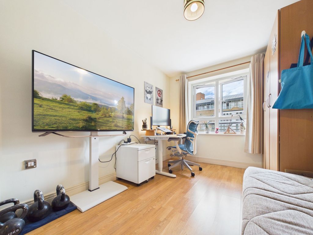 Property photo 3 of 18