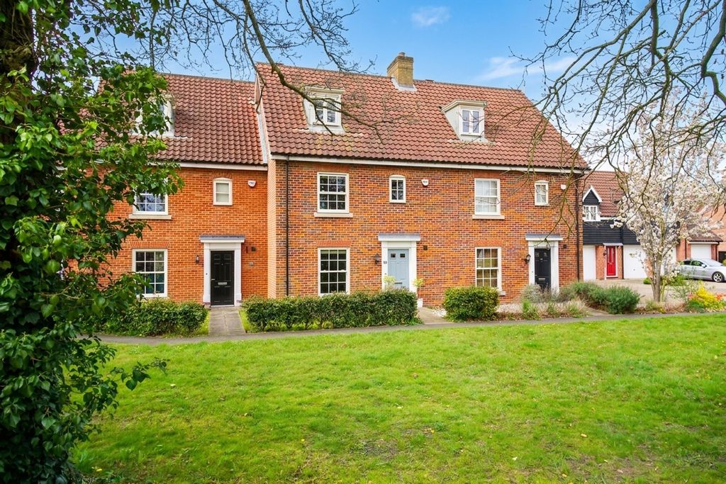 Property photo 1 of 21