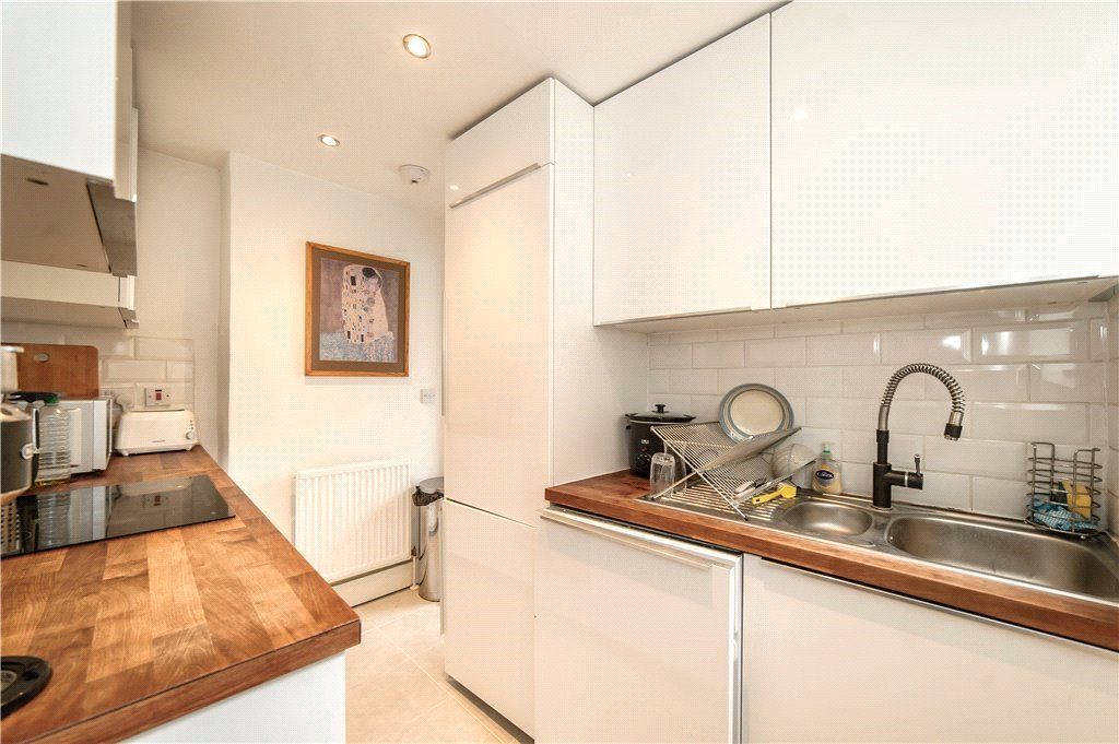 Property photo 1 of 8 Kitchen