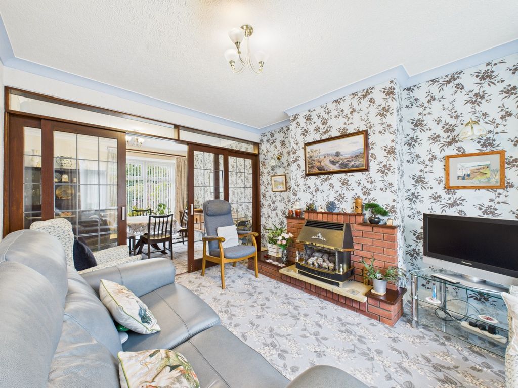 Property photo 3 of 27 4496819