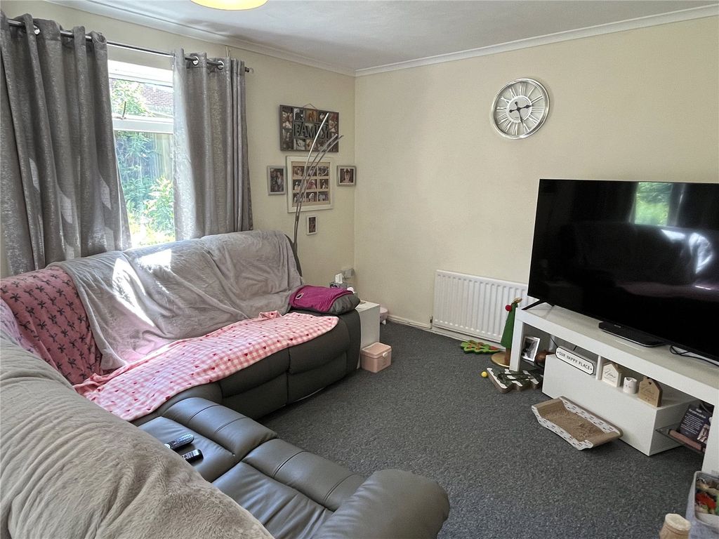 Property photo 3 of 9 Picture No. 06