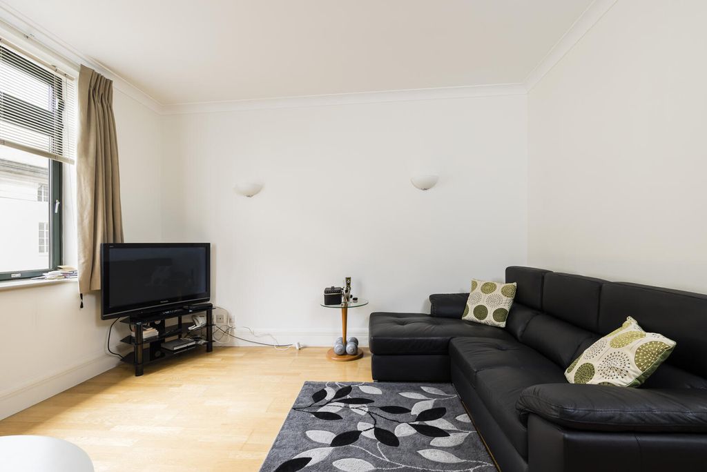 Property photo 2 of 12 Living Room