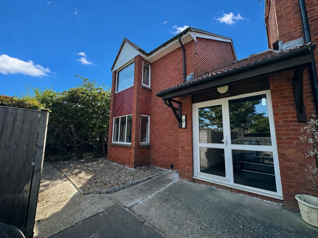 Property photo 1 of 10 cc7961c2-4375-48A7-A9E0-c5d9222c4ce4.Png