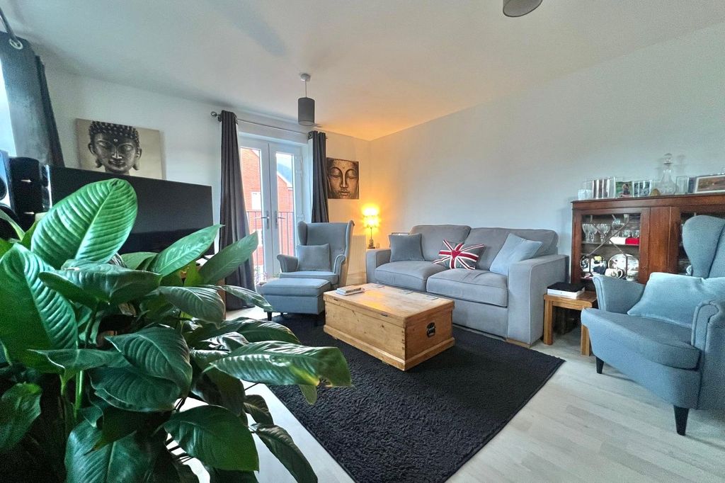 Property photo 2 of 13 Picture No. 02