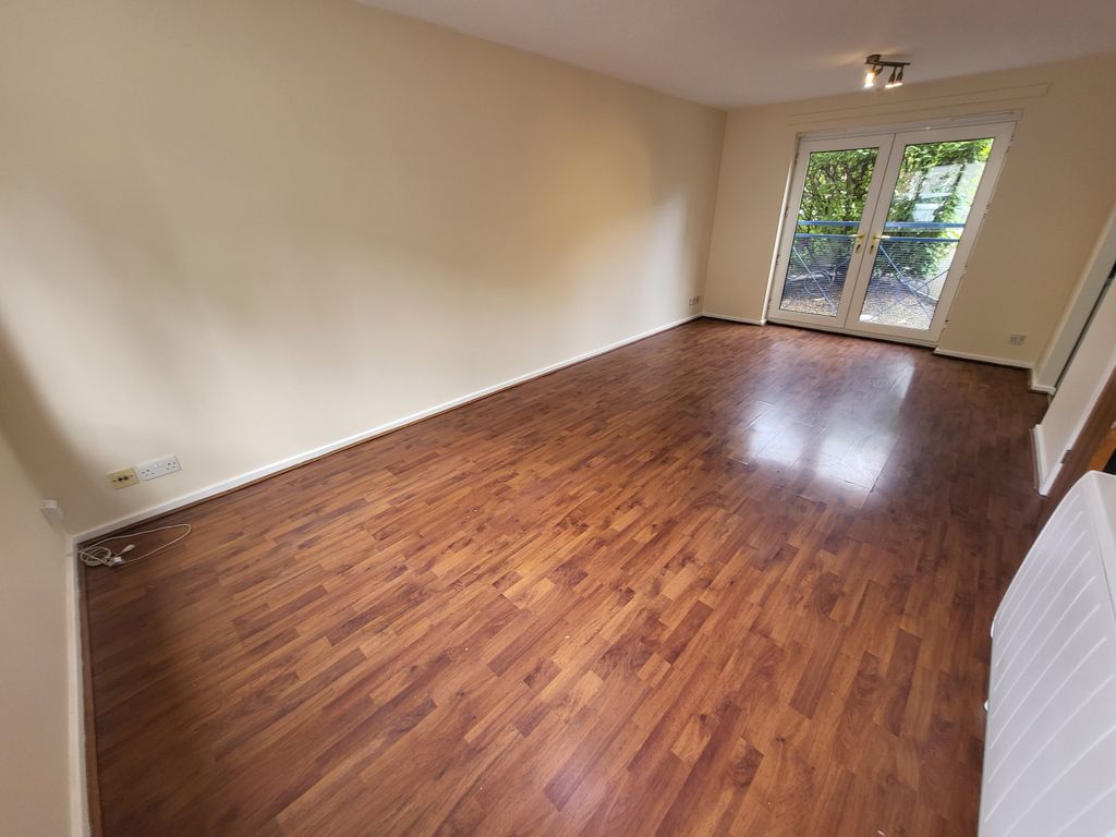 Property photo 3 of 13 Gallery