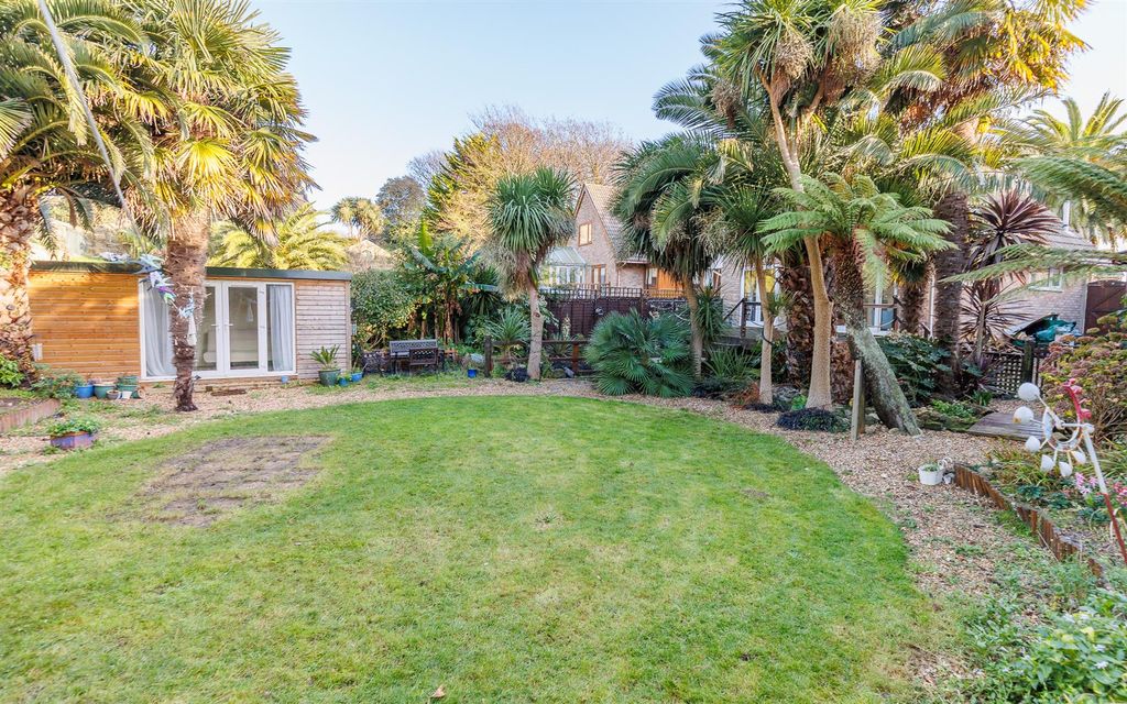 Property photo 3 of 27 7.Jpg