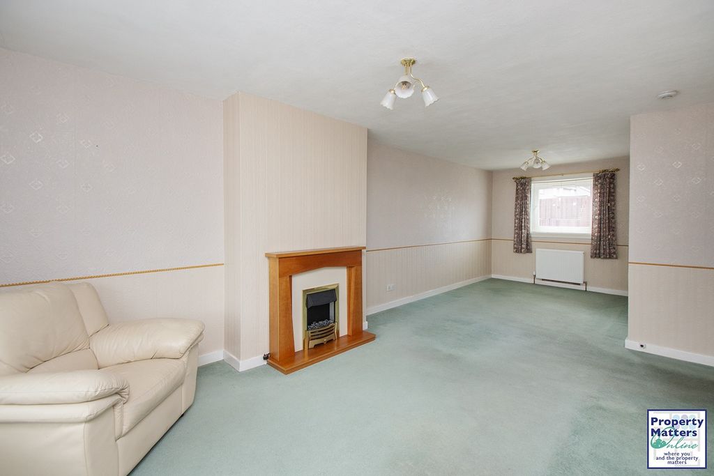 Property photo 3 of 16 Gallery