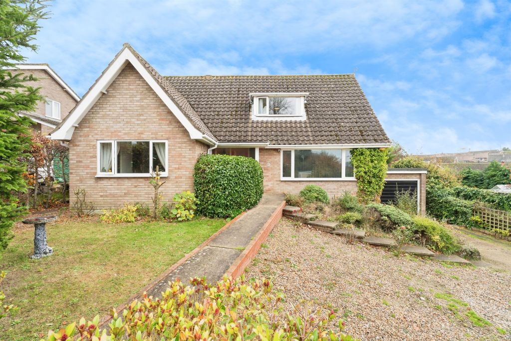 Property photo 1 of 17