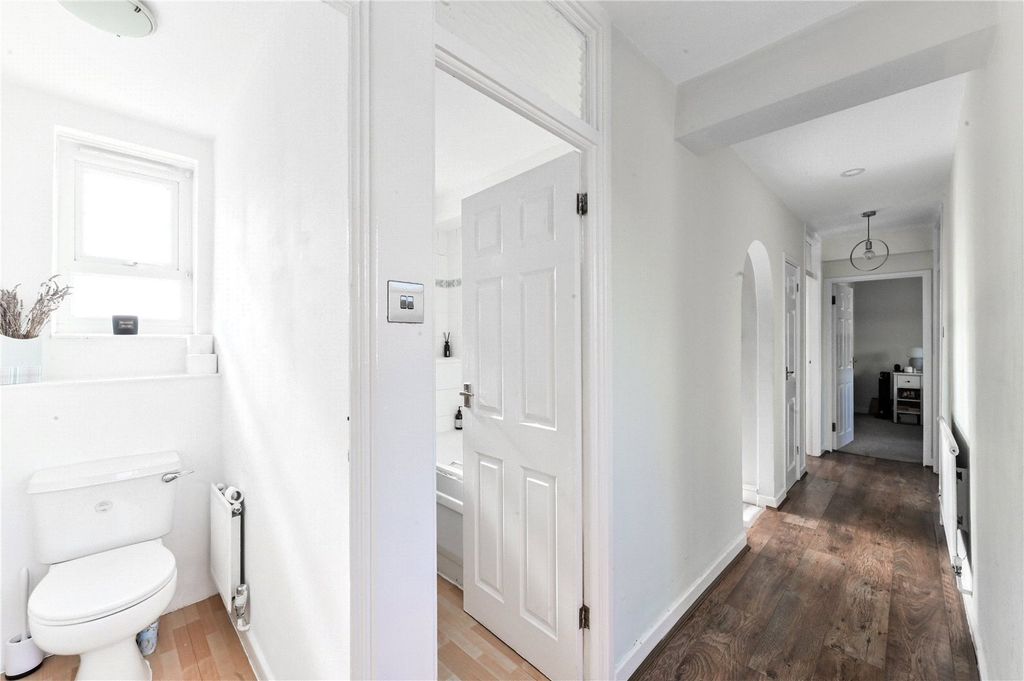 Property photo 2 of 17 Picture No. 03