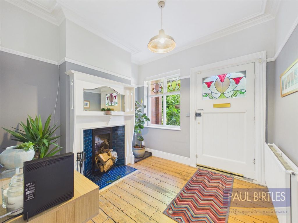 Property photo 3 of 35 Cam01301G0-Pr0777-Still029.Jpg