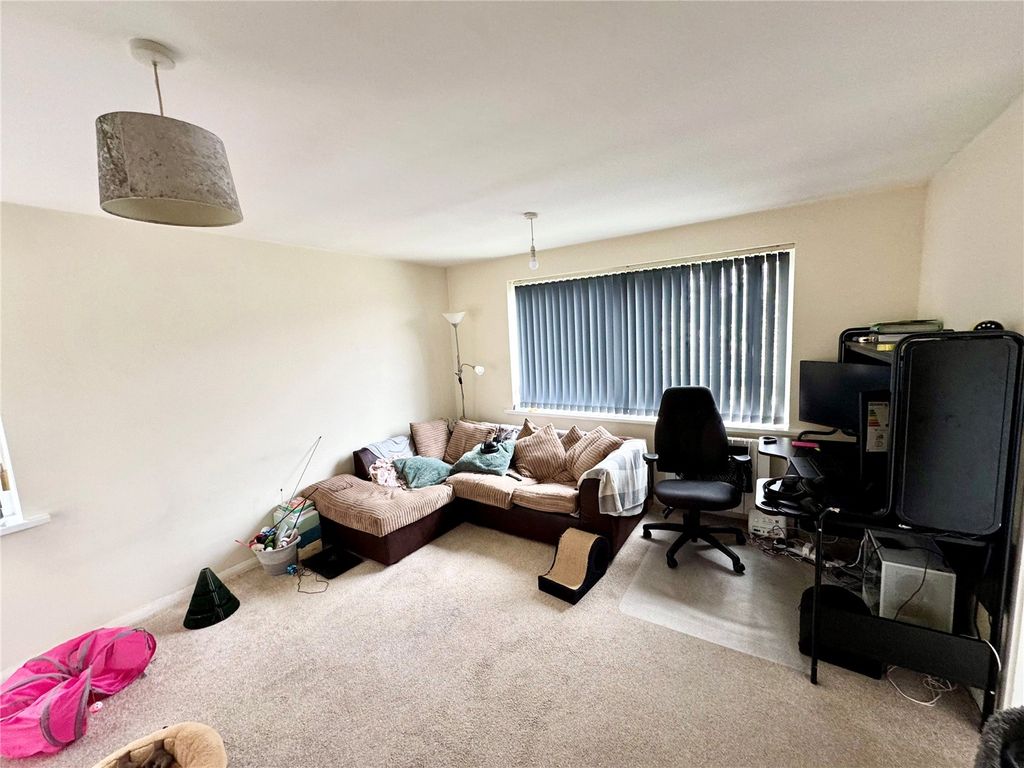Property photo 2 of 11 Picture No. 10