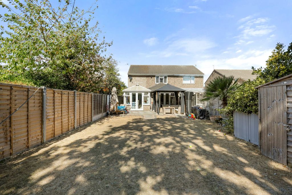 Property photo 3 of 24