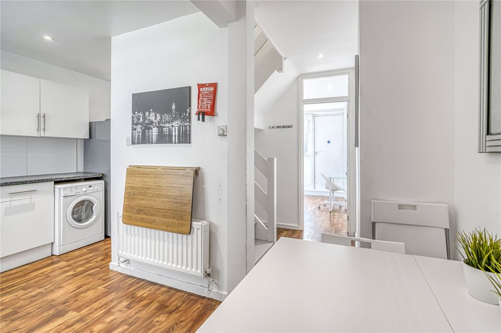 Property photo 3 of 10 Picture No. 06