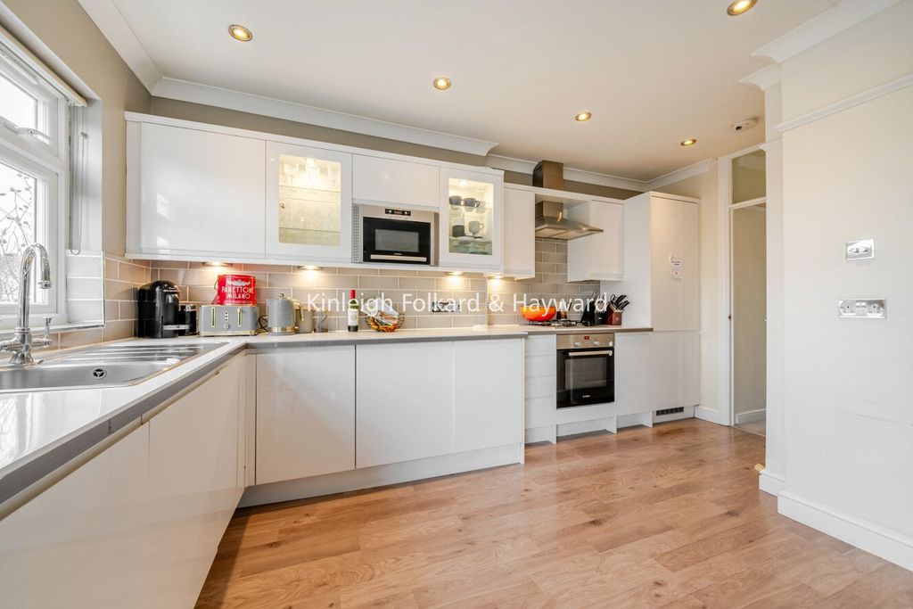 Property photo 3 of 10 Picture No. 03