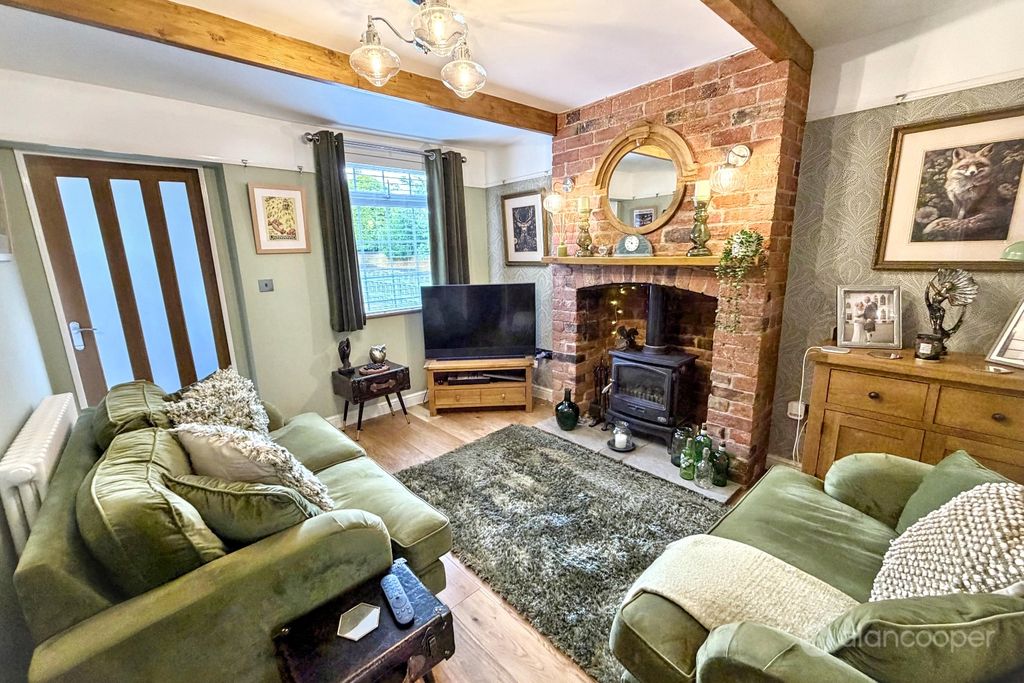 Property photo 2 of 42 5167872