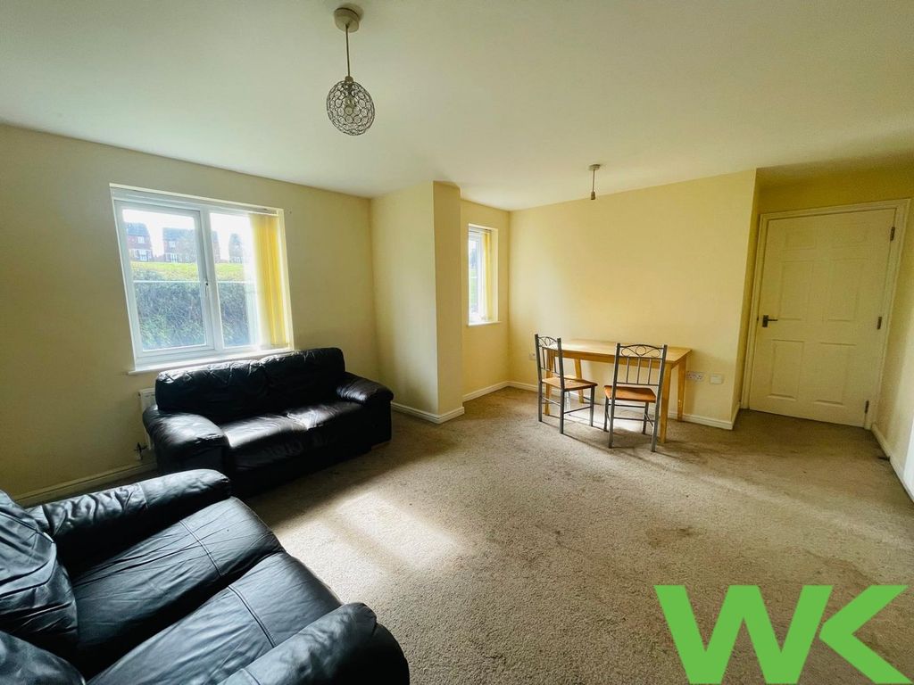 Property photo 2 of 6