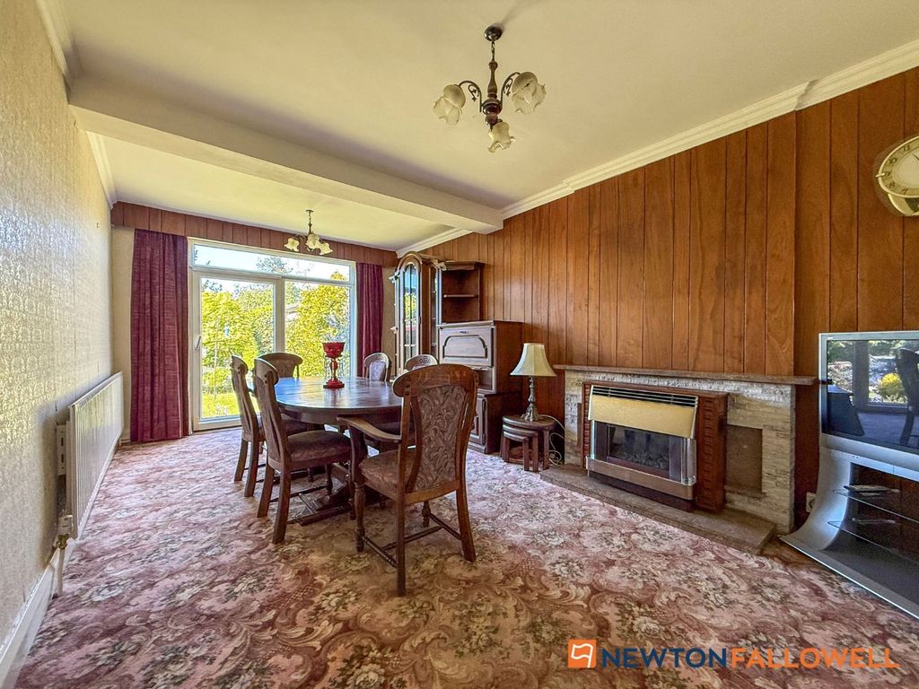 Property photo 2 of 23 Dining Room 1