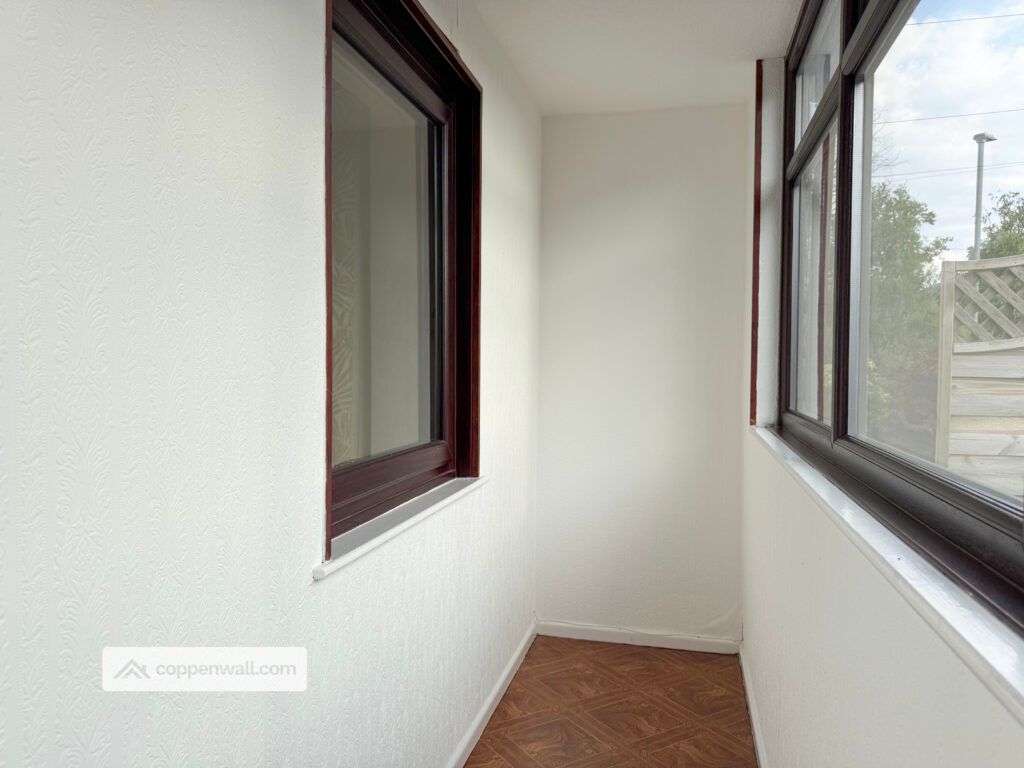 Property photo 2 of 30