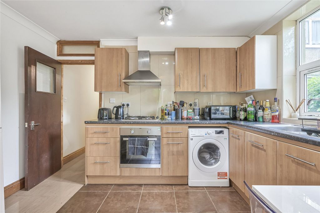 Property photo 3 of 10 Picture No. 09
