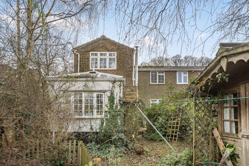 Property photo 3 of 15