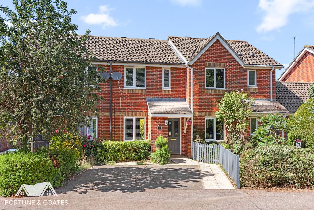 Property photo 1 of 16 Turnors_18.Jpg