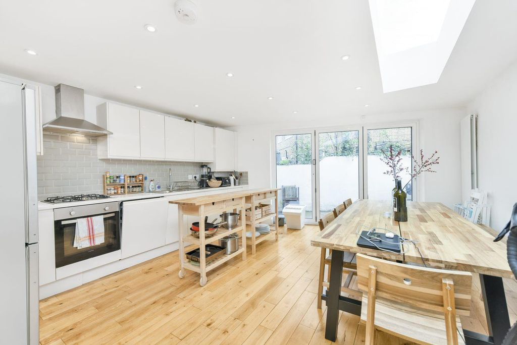 Property photo 1 of 11 Thumbnail (4).Jpg