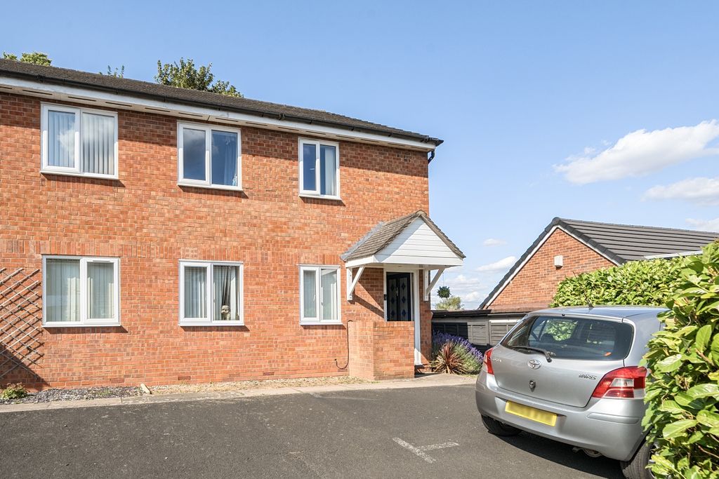 Property photo 1 of 11 1316853-13-6866A712E76cd