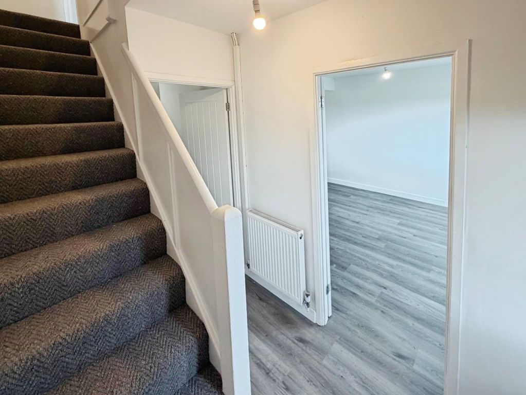Property photo 3 of 19 Fea3Ed21--4A60-84Eb-57Dfc04Fb3C8-12658-000004A764B