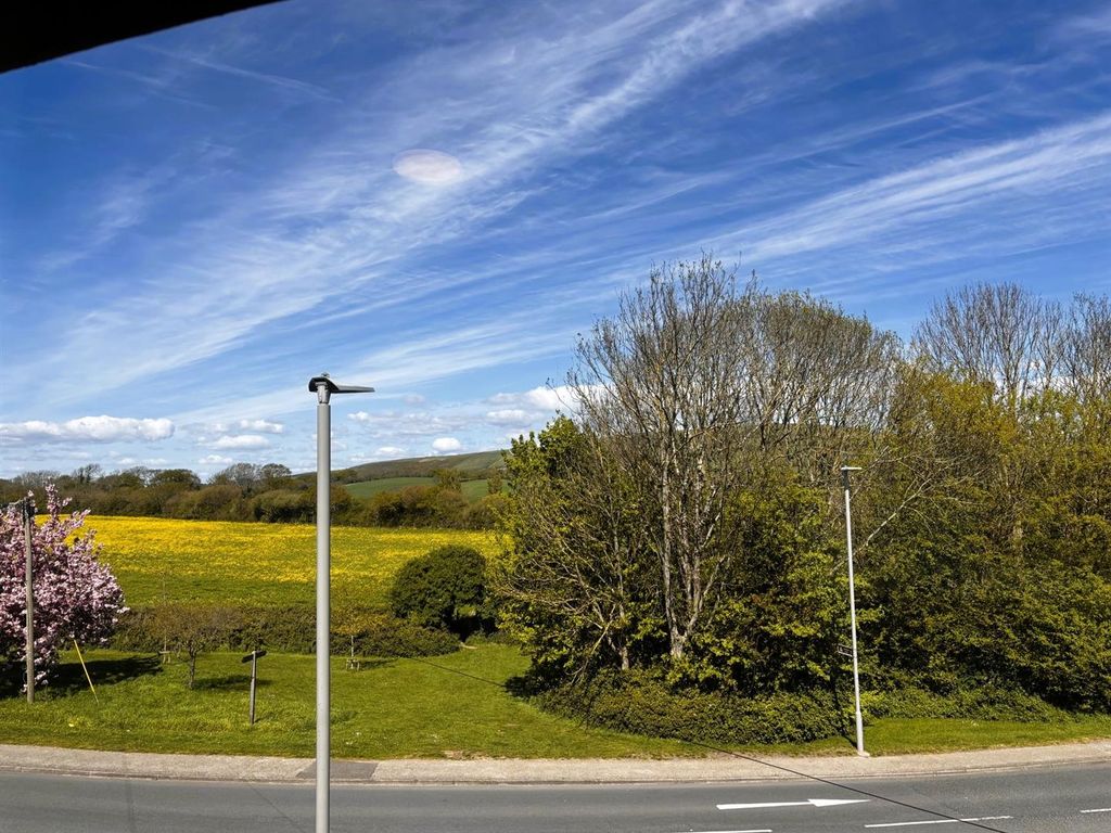 Property photo 2 of 23 4327 Bed Hill View.Jpg