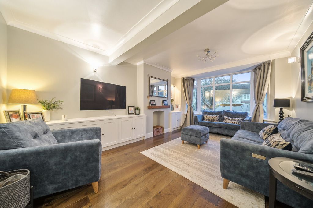 Property photo 3 of 21 1416829-17-69964d...