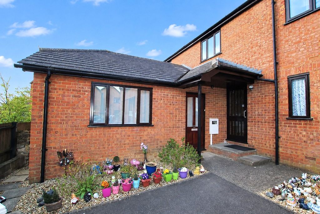 Property photo 1 of 6 Picture No. 16