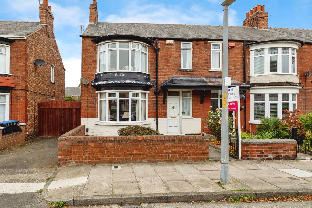 Property photo 1 of 17