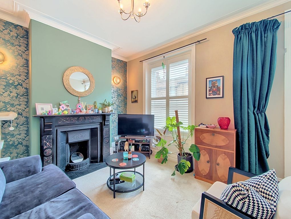 Property photo 3 of 19 Langdale-St-Ewemove (12)